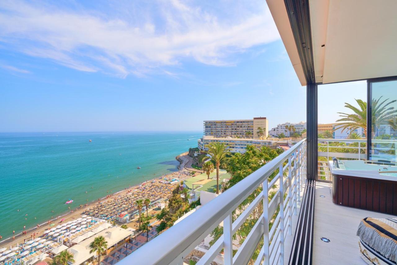 Savanna Beach. Amazing Apartment With Jacuzzi Torremolinos Buitenkant foto